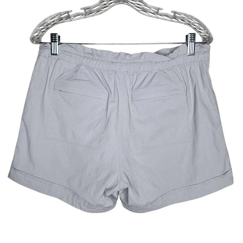 Athleta Trekkie North Shorts Light Grey‎ Hiking Outdoor 10T
